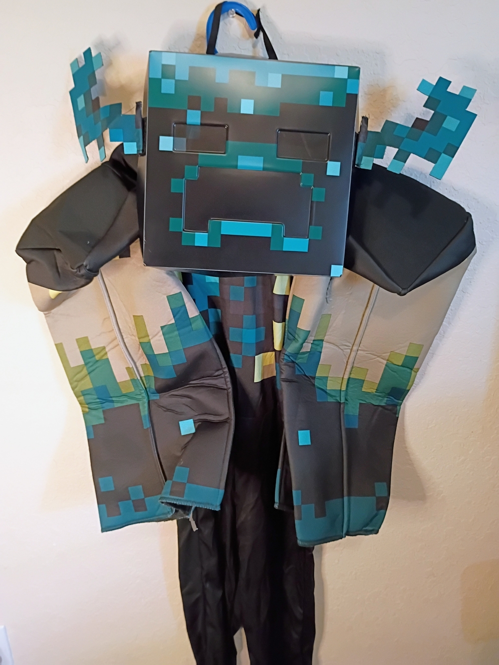 Pixel Warden Kids Costume - Teal & Black